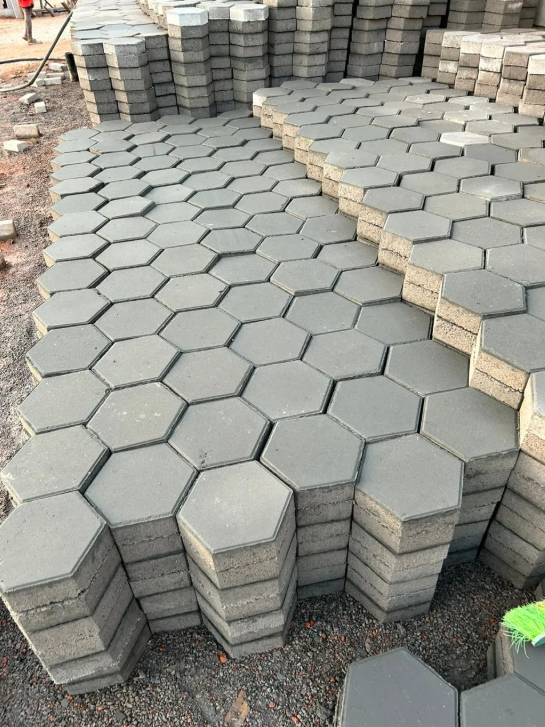Hexagonal block